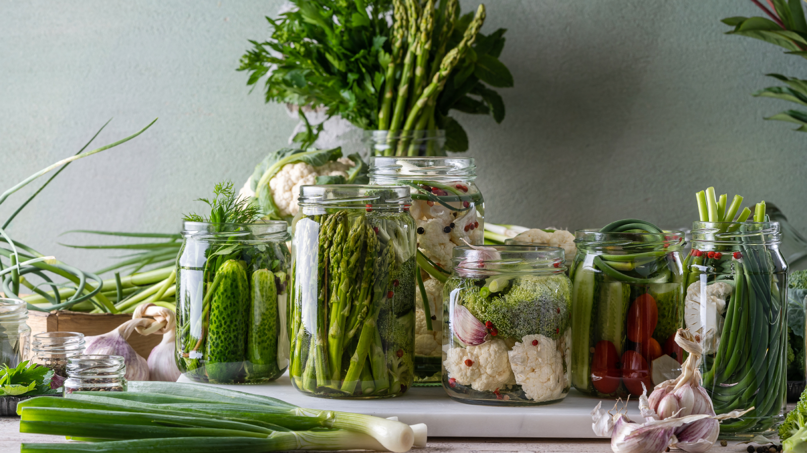 Meal prep salad jars